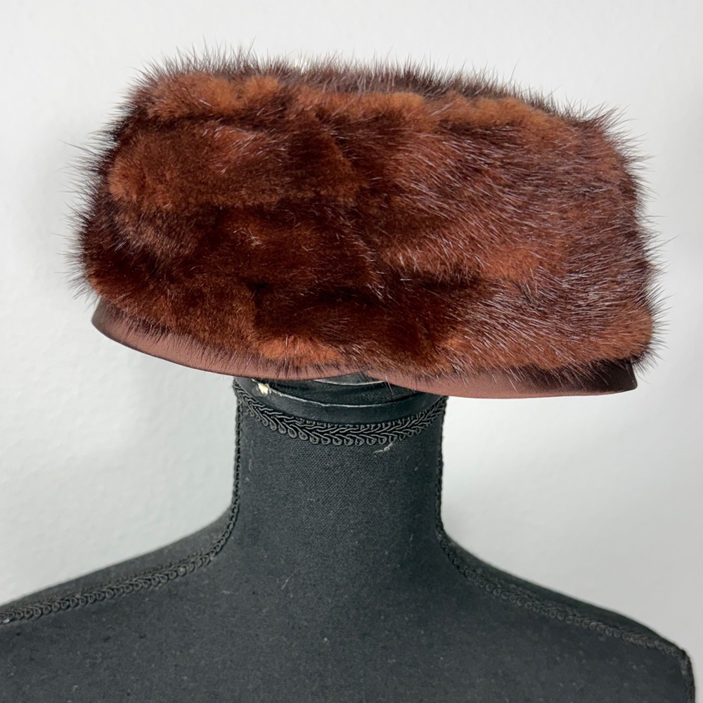 Vintage‎ Pillbox Hat by Deborah Exclusive